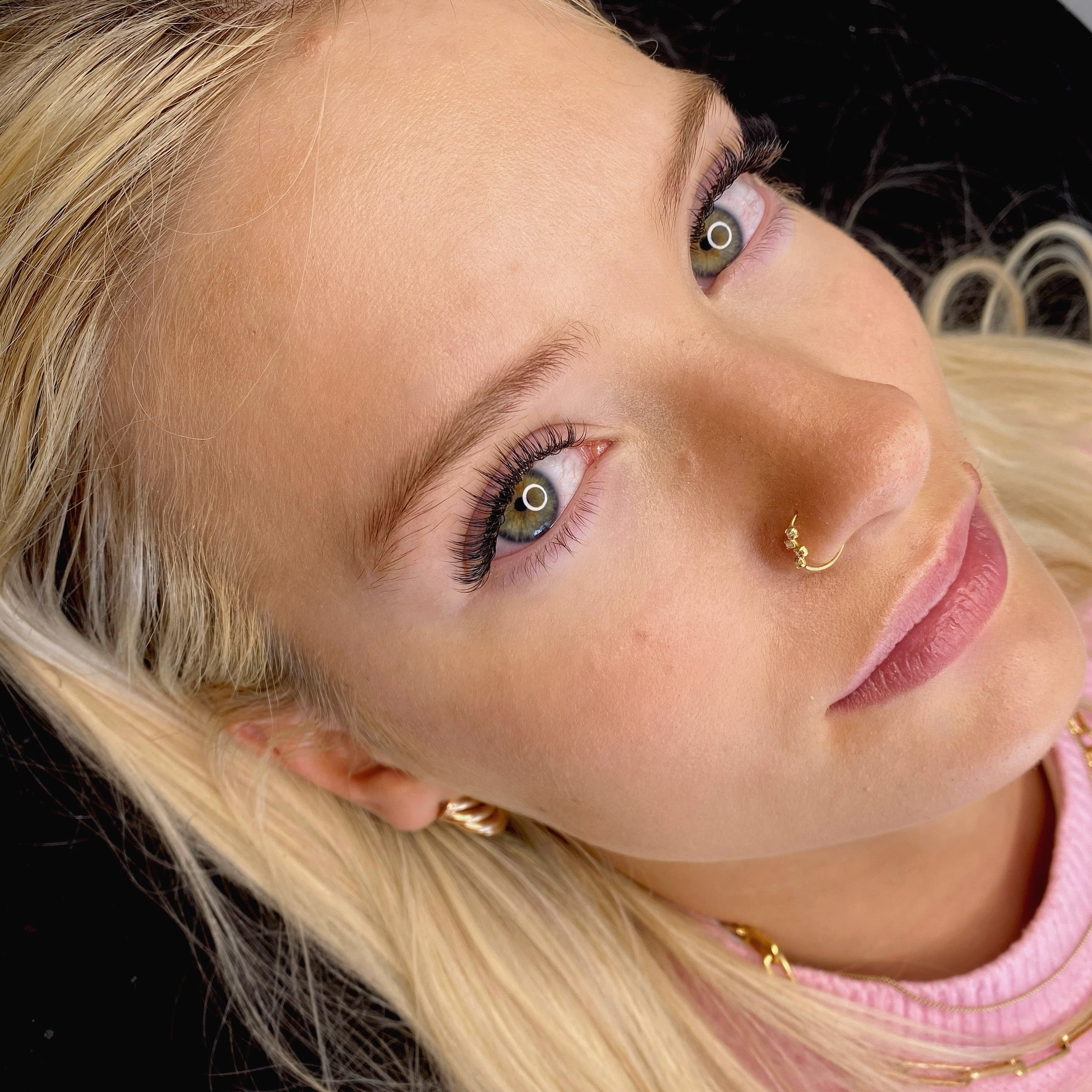 Online Refresher Course for Classic Eyelash Extensions image 5